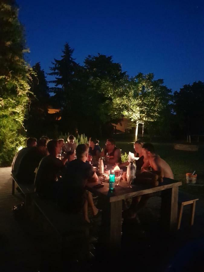 Villa Germaine Lierde Bagian luar foto